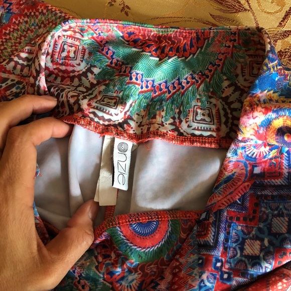 Onzie leggings—great print! - Picture 4 of 4